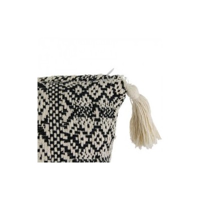 Coussin ethnique à pompons beige