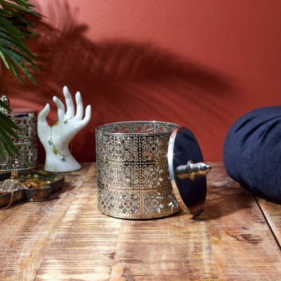 Boîte décorative en métal ajouré avec couvercle – Rangement élégant