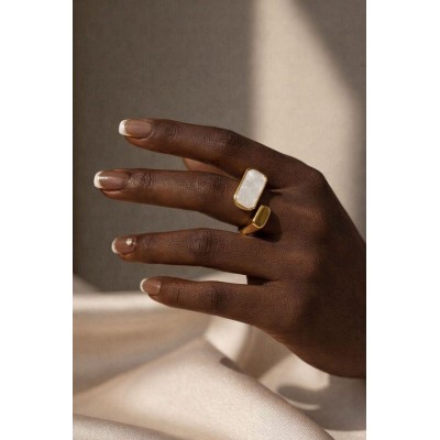 Gold-plated adjustable mother-of-pearl ring