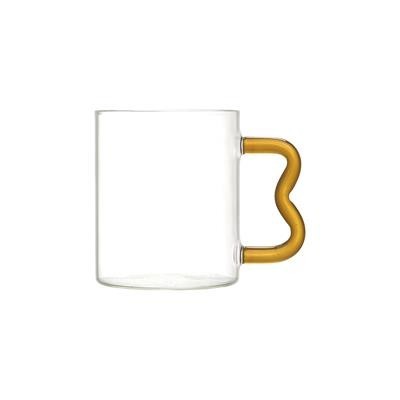 COLOURED ZIG ZAG HANDLE GLASS MUG